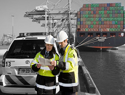 logistiek expediteur rotterdam, internationaal transport, vervoersbedrijf, contactgegevens zoey logistics